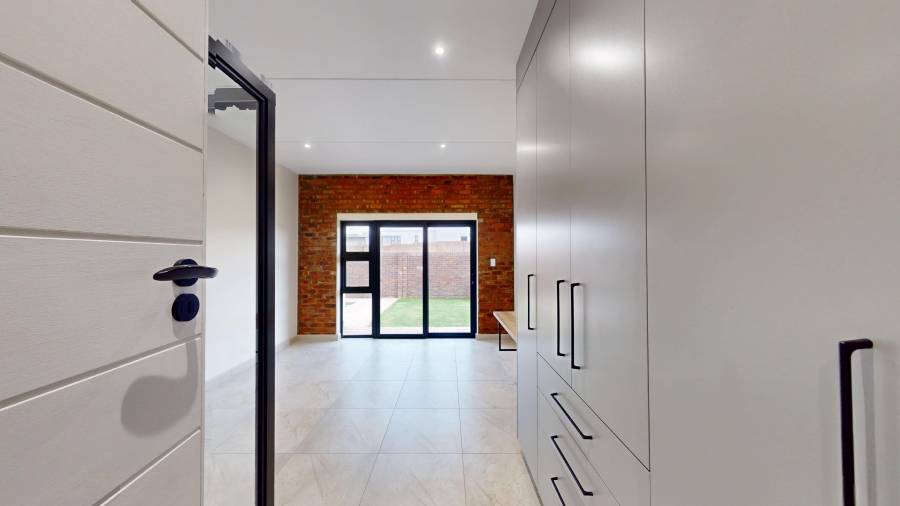 3 Bedroom Property for Sale in Helderzicht Eco Estate North West